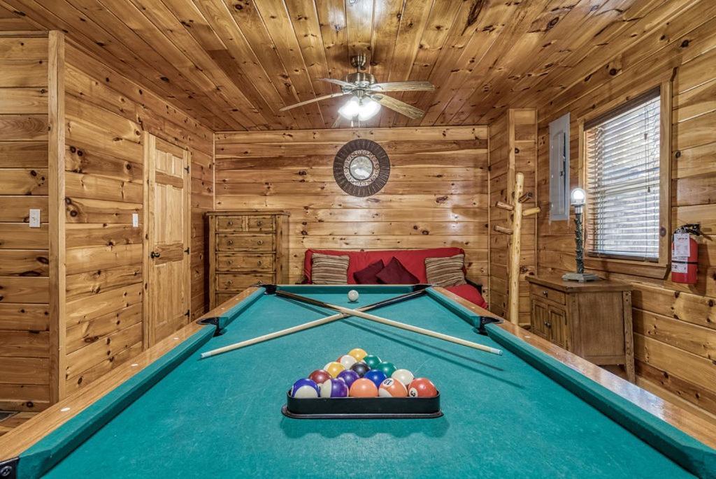 Wilderness Lodge, Hot Tub, Game Room, Pool Access, 1089 Free Tickets Each Paid Day, Dollywood And M Sevierville Kültér fotó